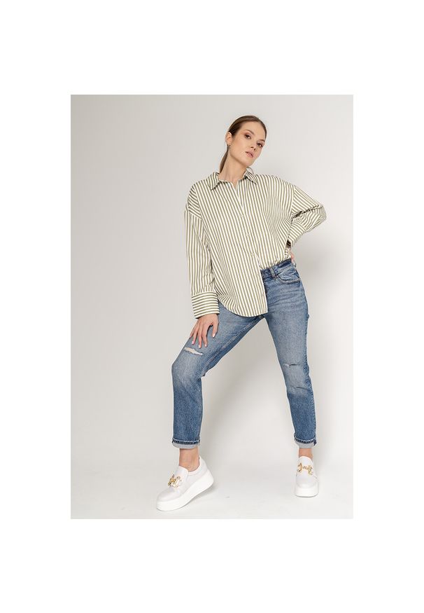 CheBello - Białe Sneakersy Chebello Stylowe Obuwie Damskie Na Platformie. Okazja: na uczelnię. Kolor: biały. Materiał: materiał, jeans. Wzór: aplikacja. Obcas: na platformie