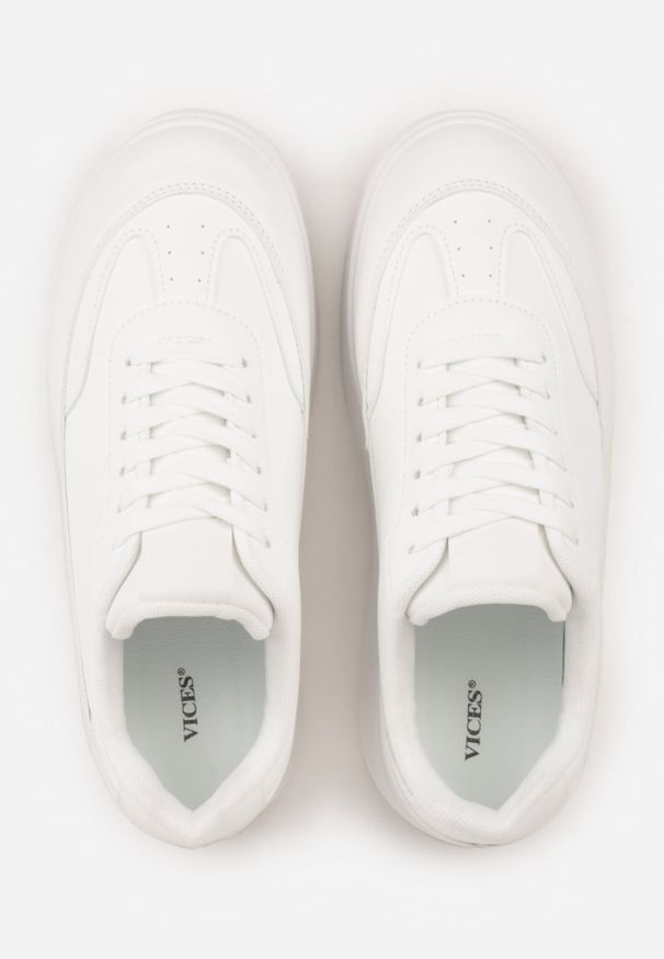 Renee - Białe Sneakersy VICES na Platformie z Ozdobnym Noskiem Attis. Nosek buta: okrągły. Zapięcie: sznurówki. Kolor: biały. Materiał: skóra. Obcas: na platformie. Wysokość obcasa: średni