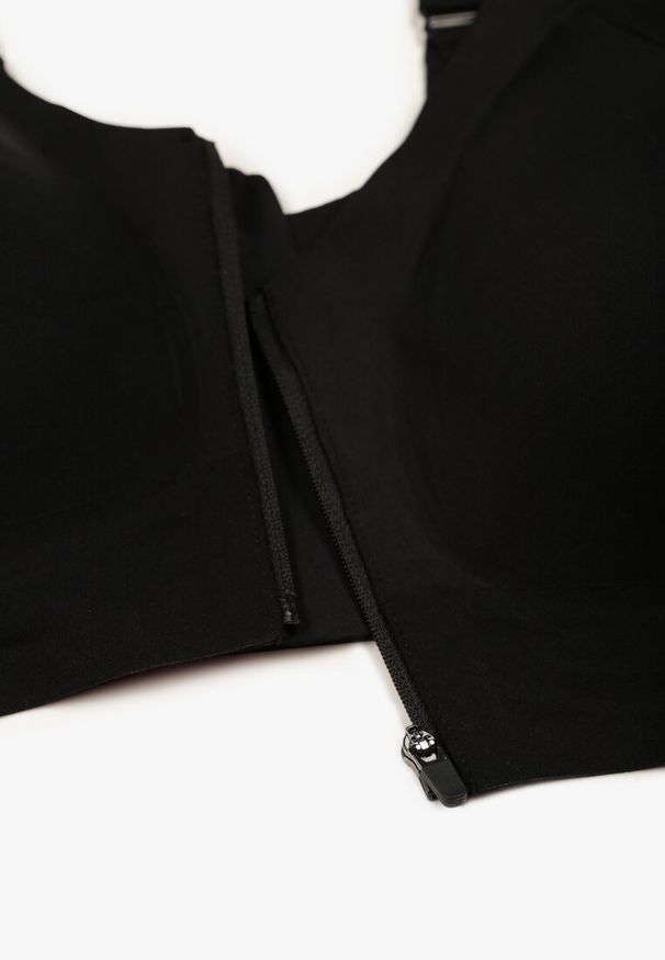 Born2be - Czarny Sportowy Biustonosz z Suwakiem z Przodu Eziline. Kolekcja: plus size. Kolor: czarny. Rodzaj stanika: wyciągane miseczki