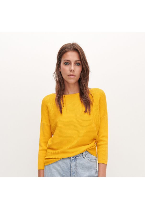 Reserved - Sweter z prążkowanej dzianiny - Żółty. Kolor: żółty. Materiał: dzianina, prążkowany