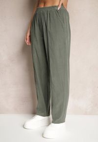 Renee - Ciemnozielone Bawełniane Spodnie High Waist w Klasycznym Stylu Arivora. Okazja: na co dzień. Stan: podwyższony. Kolor: zielony. Materiał: bawełna. Styl: klasyczny