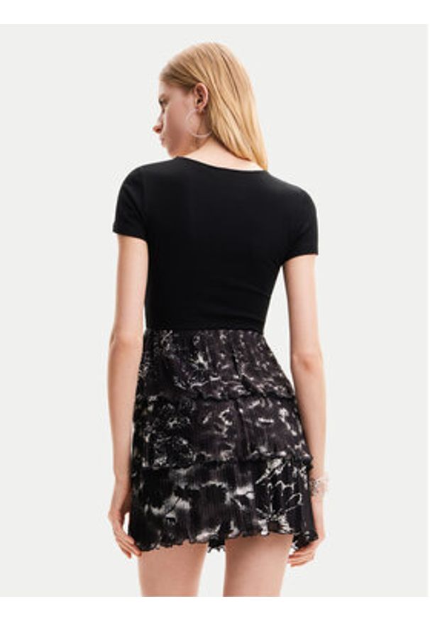 Desigual Sukienka codzienna San Francisco 24SWVK23 Czarny Regular Fit. Okazja: na co dzień. Kolor: czarny. Materiał: syntetyk. Typ sukienki: proste. Styl: casual