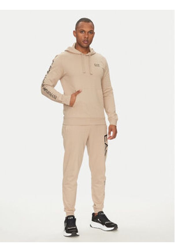 EA7 Emporio Armani Bluza 7M000569 AF13512 M1013 Beżowy Regular Fit. Kolor: beżowy. Materiał: bawełna