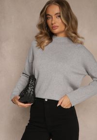 Renee - Szary Pudełkowy Sweter z Półgolfem o Gładkim Wykończeniu Unala. Kolor: szary. Materiał: skóra, jeans. Wzór: gładki #3