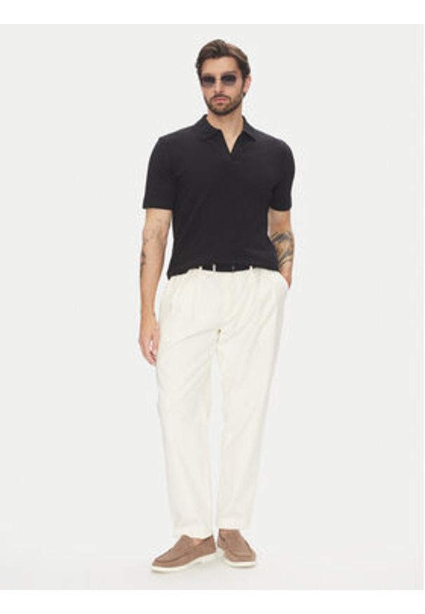 Marc O'Polo Polo 524 3021 53176 Czarny Regular Fit. Typ kołnierza: polo. Kolor: czarny. Materiał: bawełna