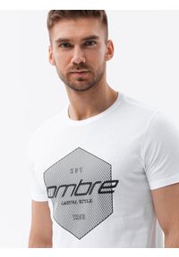Ombre Clothing - T-shirt męski bawełniany z nadrukiem - biały V1. Kolor: biały. Materiał: bawełna. Długość rękawa: krótki rękaw. Długość: krótkie. Wzór: nadruk. Styl: klasyczny