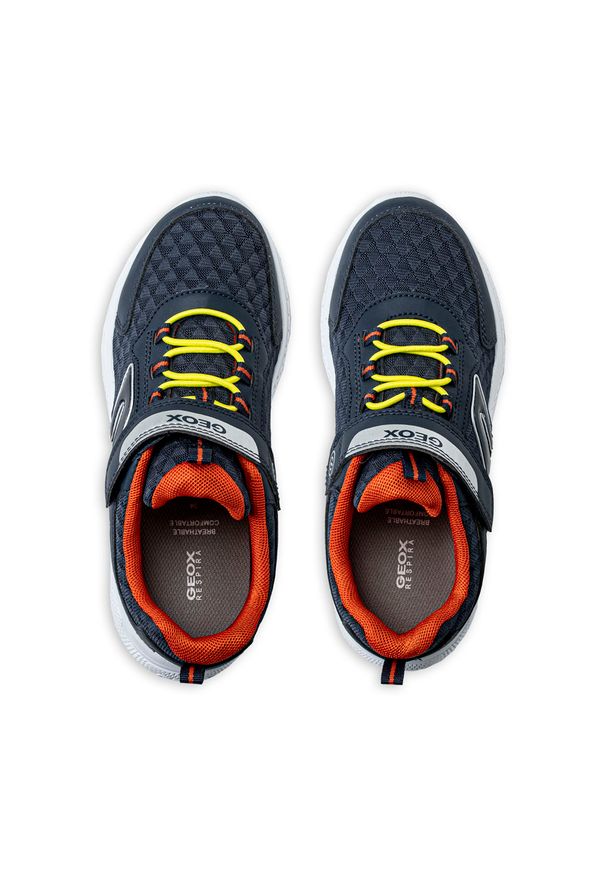 Geox - Sneakersy dziecięce granatowe GEOX J Sprintye. Kolor: niebieski. Materiał: materiał. Sport: bieganie