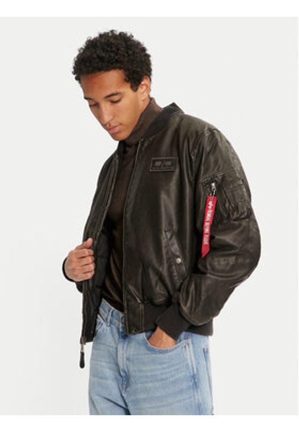 Alpha Industries Kurtka z imitacji skóry 123106 Czarny Regular Fit. Kolor: czarny. Materiał: syntetyk