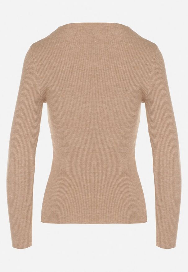 Born2be - Ciemnobeżowy Dopasowany Sweter z Prążkowanej Dzianiny z Bawełną z Dekoltem w Serek Tesma. Okazja: na co dzień. Typ kołnierza: dekolt w serek. Kolor: beżowy. Materiał: dzianina, bawełna, prążkowany. Długość rękawa: długi rękaw. Długość: długie. Styl: casual, elegancki