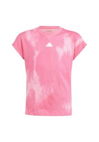 Adidas - Koszulka Future Icons Allover Print Cotton Kids. Kolor: różowy, biały, wielokolorowy. Materiał: bawełna. Wzór: nadruk