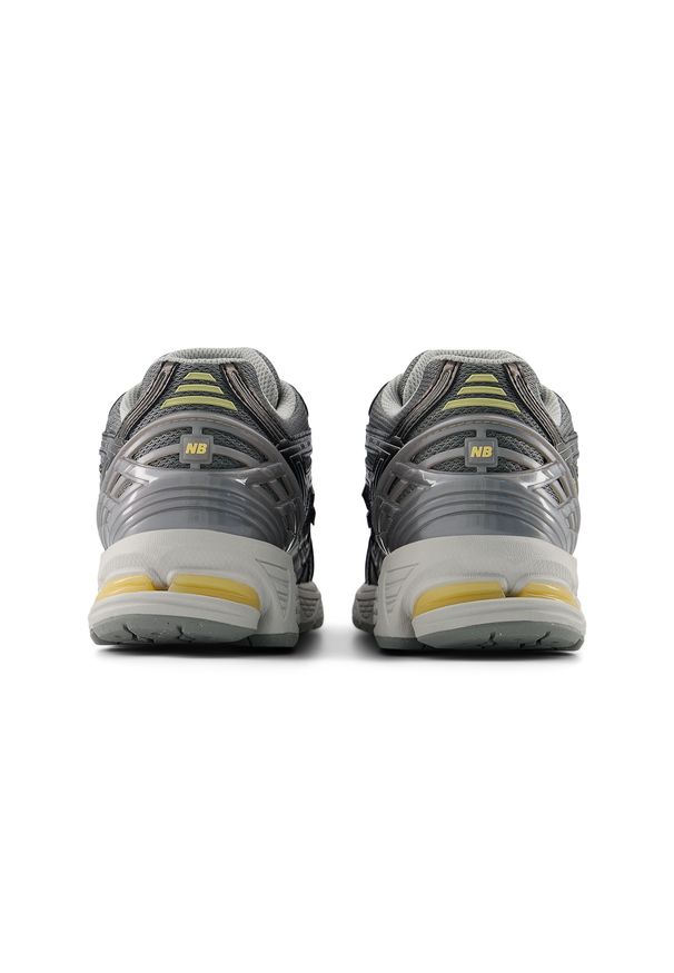 Buty unisex New Balance U19064S0 – szare. Kolor: szary. Materiał: materiał, syntetyk, guma. Szerokość cholewki: normalna. Sport: turystyka piesza