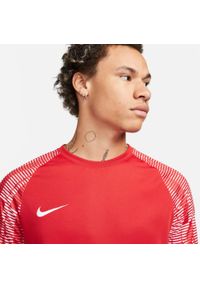Koszulka treningowa męska Nike Drifit Academy. Kolor: czerwony. Długość rękawa: krótki rękaw. Długość: krótkie