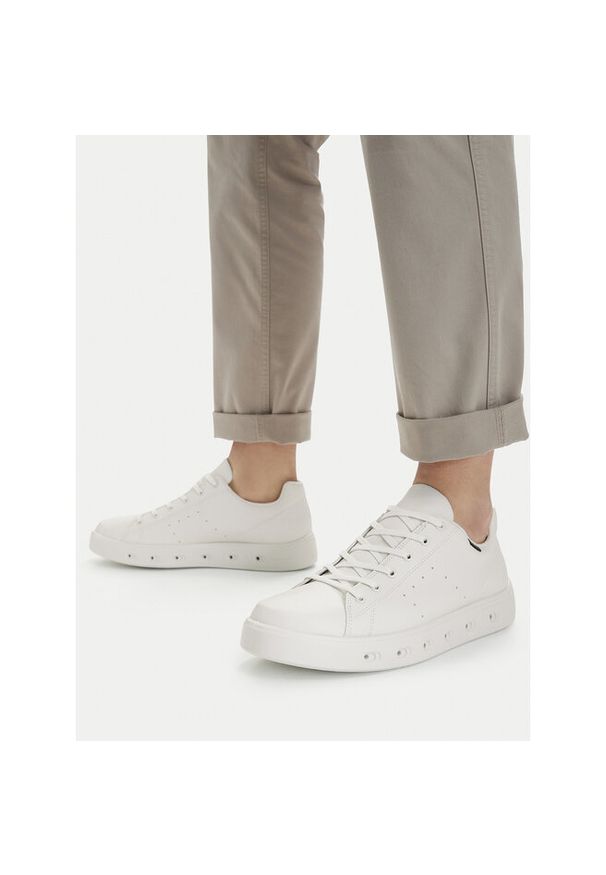 ecco - Sneakersy ECCO. Kolor: biały