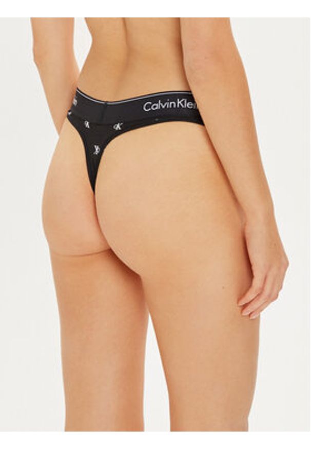 Calvin Klein Underwear Stringi 0000F3786E Czarny. Kolor: czarny. Materiał: bawełna