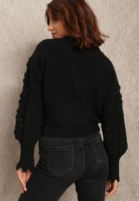 Renee - Czarny Sweter Callomela. Kolor: czarny. Materiał: jeans. Długość rękawa: długi rękaw. Długość: długie. Sezon: zima, jesień. Styl: klasyczny