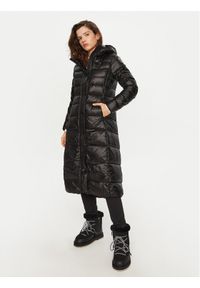 Blauer Płaszcz zimowy 24WBLDK03040 Czarny Regular Fit. Kolor: czarny. Materiał: syntetyk. Sezon: zima