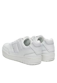 Shaq Sneakersy BREAKER LOW AQ95014M-W Biały. Kolor: biały. Materiał: skóra