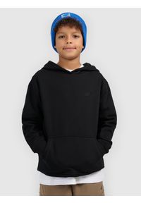 4f - 4F Bluza dresowa nierozpinana z kapturem chłopięca - czarna 122 (6-7 lat). Okazja: na co dzień. Typ kołnierza: kaptur. Kolor: czarny. Materiał: dresówka. Wzór: gładki, ze splotem. Sezon: lato. Styl: casual, sportowy #2