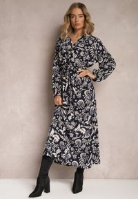 Renee - Granatowa Maxi Sukienka w Modny Print o Rozkloszowanym Kroju z Gumką w Talii Sindis. Kolor: niebieski. Wzór: nadruk. Długość: maxi #5