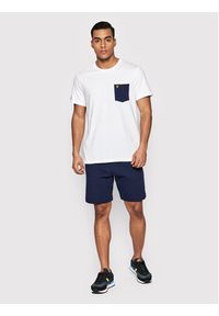 Lyle & Scott T-Shirt Contrast Pocket TS831VOG Biały Regular Fit. Kolor: biały. Materiał: bawełna #4