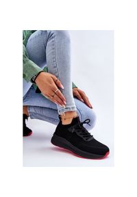 Damskie Wsuwane Sneakersy Cross Jeans LL2R4032C Czarne. Okazja: na co dzień. Zapięcie: bez zapięcia. Kolor: czarny. Materiał: tkanina, materiał. Szerokość cholewki: normalna #3