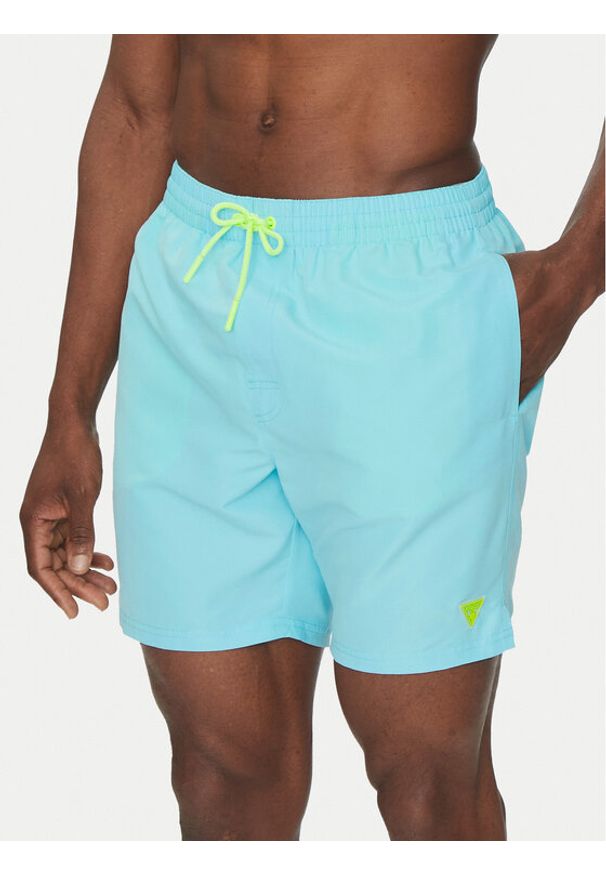 Guess Szorty kąpielowe F4GT03 WG282 Błękitny Regular Fit. Kolor: niebieski. Materiał: syntetyk