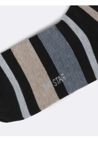 Big-Star - Skarpety bawełniane męskie w kolorowe paski czarne Ismaelo 906. Kolor: czarny. Materiał: bawełna. Wzór: kolorowy, paski #2
