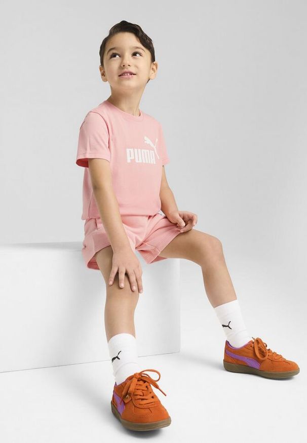 Puma - Dziecięca koszulka ESS z logo No. 1 PUMA Pink Fruit. Kolor: różowy. Materiał: guma. Wzór: nadruk