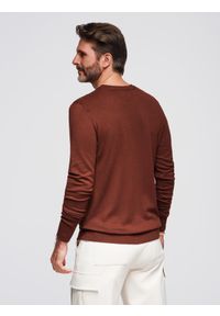 Ombre Clothing - Męski sweter z okrągłym dekoltem z elastycznej dzianiny o klasycznym splocie - bordowy V4 - Rozmiar: L. Okazja: na co dzień. Kolor: czerwony. Materiał: dzianina. Wzór: ze splotem. Styl: klasyczny #5
