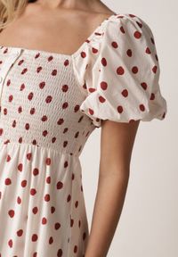 Born2be - Beżowa Sukienka Bawełniana o Rozkloszowanym Kroju z Bufiastymi Rękawami w Groszki Lorairian. Kolor: beżowy. Materiał: bawełna. Wzór: grochy. Styl: klasyczny #8