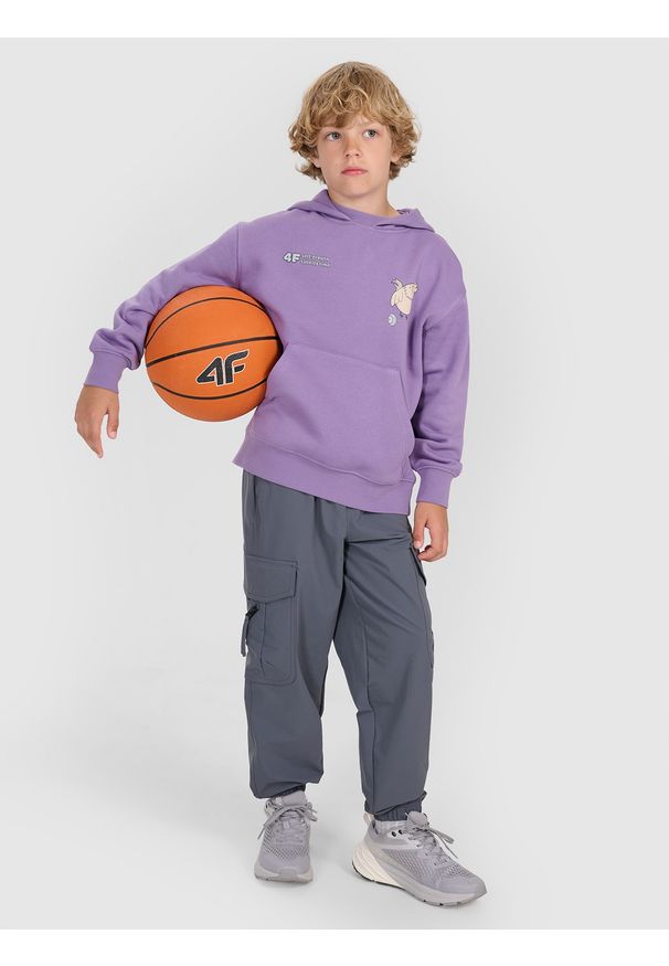 4f - 4F Bluza dresowa nierozpinana z kapturem chłopięca - fioletowa 140 (9-10 lat). Typ kołnierza: kaptur. Kolor: fioletowy. Materiał: dresówka. Sezon: lato