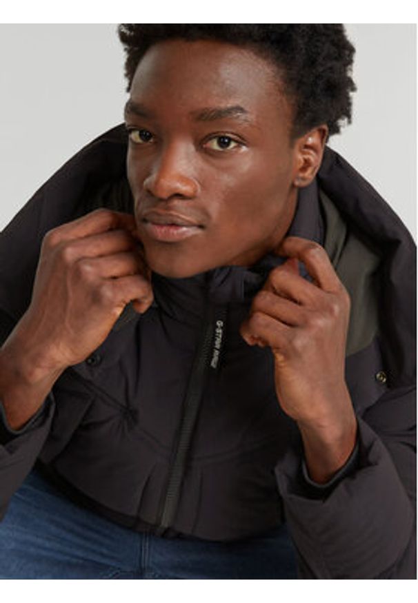 G-Star RAW - G-Star Raw Kurtka zimowa G- Whistler D25345-D518 Czarny Regular Fit. Kolor: czarny. Materiał: syntetyk. Sezon: zima