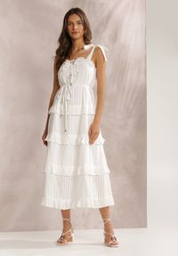 Renee - Biała Sukienka Noegana. Kolor: biały. Materiał: bawełna. Długość rękawa: na ramiączkach. Wzór: aplikacja. Typ sukienki: trapezowe. Długość: maxi #3