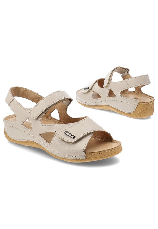 Beżowe Sandały Armodo Stylowe Obuwie Damskie. Okazja: na co dzień. Zapięcie: rzepy. Kolor: beżowy. Materiał: skóra. Wzór: geometria. Sezon: lato. Styl: elegancki