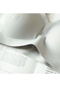 Intica - Biustonosz piankowy bez fiszbin z regulowanymi ramiączkami Anastassiya. Kolor: beżowy. Materiał: materiał #4