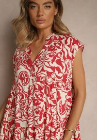 Renee - Czerwona Sukienka Oversize z Bawełny z Ornamentnym Wzorem Folazea. Okazja: na co dzień. Kolor: czerwony. Materiał: bawełna. Sezon: lato. Typ sukienki: oversize. Styl: elegancki, casual #5