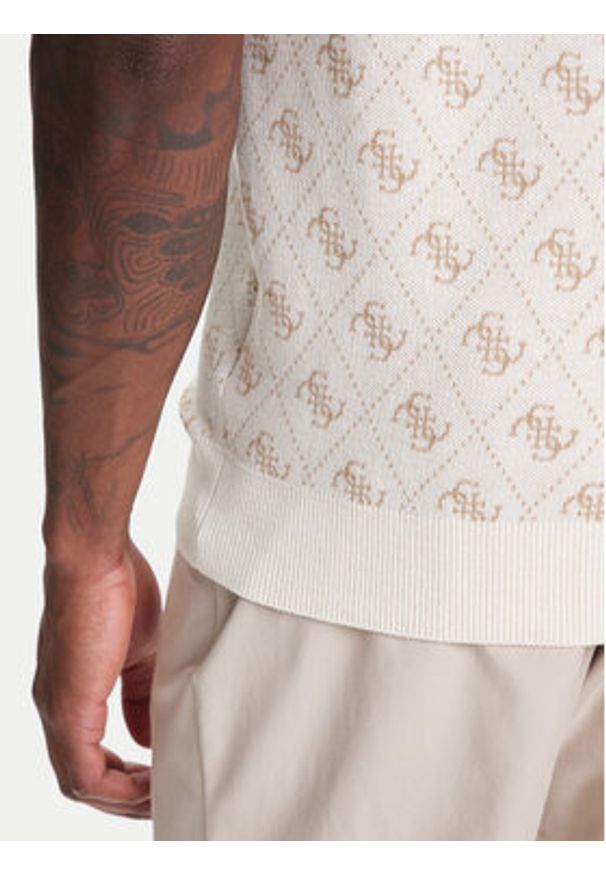 Guess Sweter M5YR09 Z3OE2 Beżowy Regular Fit. Kolor: beżowy. Materiał: syntetyk