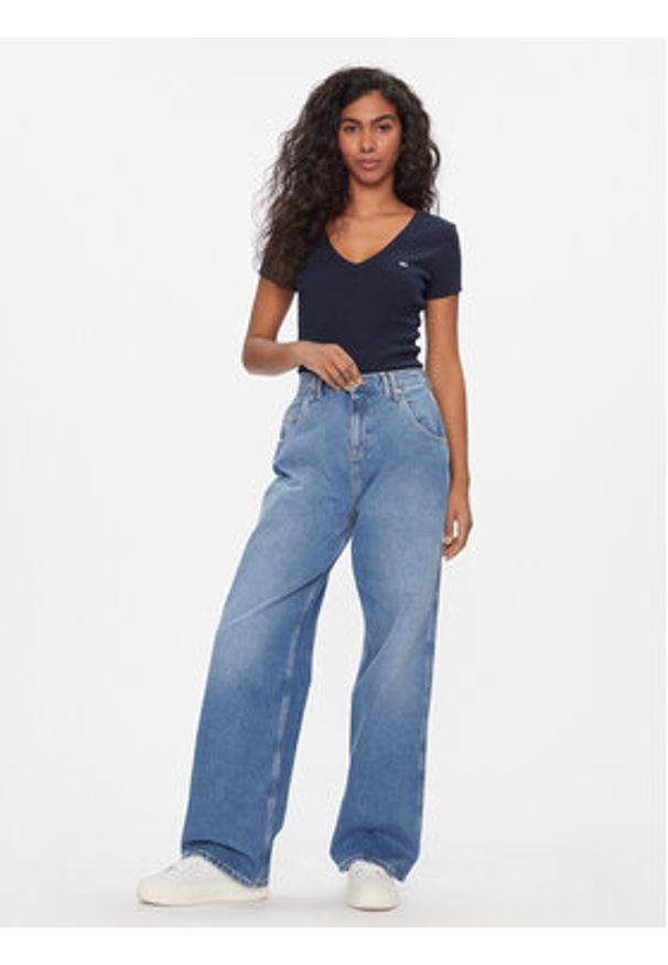 Tommy Jeans T-Shirt Tjw Slim Essential Rib V Ss DW0DW17385 Granatowy Slim Fit. Kolor: niebieski. Materiał: bawełna