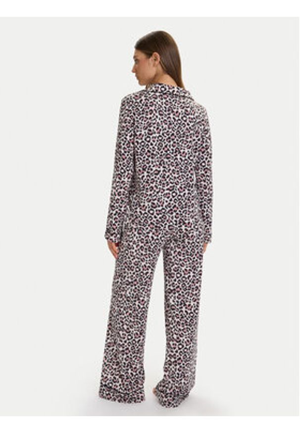 Guess Piżama O5RX08 KCIN2 Brązowy Regular Fit. Kolor: brązowy