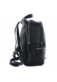 Big Star Accessories - Plecak unisex Big Star, materiał syntetyczny o gładkiej strukturze z pojemną komorą główną zapinaną na zamek uchwytem oraz regulowanymi szelkami, cza. Kolor: czarny. Wzór: gładki. Dodatki: z frędzlami. Materiał: skórzane, z tłoczeniem. Styl: elegancki, klasyczny, casual #7