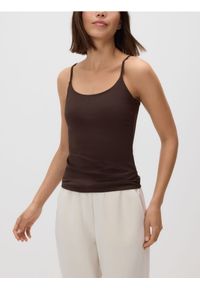 Reserved - Gładki top na ramiączkach - ciemnobrązowy. Kolor: brązowy. Materiał: dzianina. Długość rękawa: na ramiączkach. Wzór: gładki #1