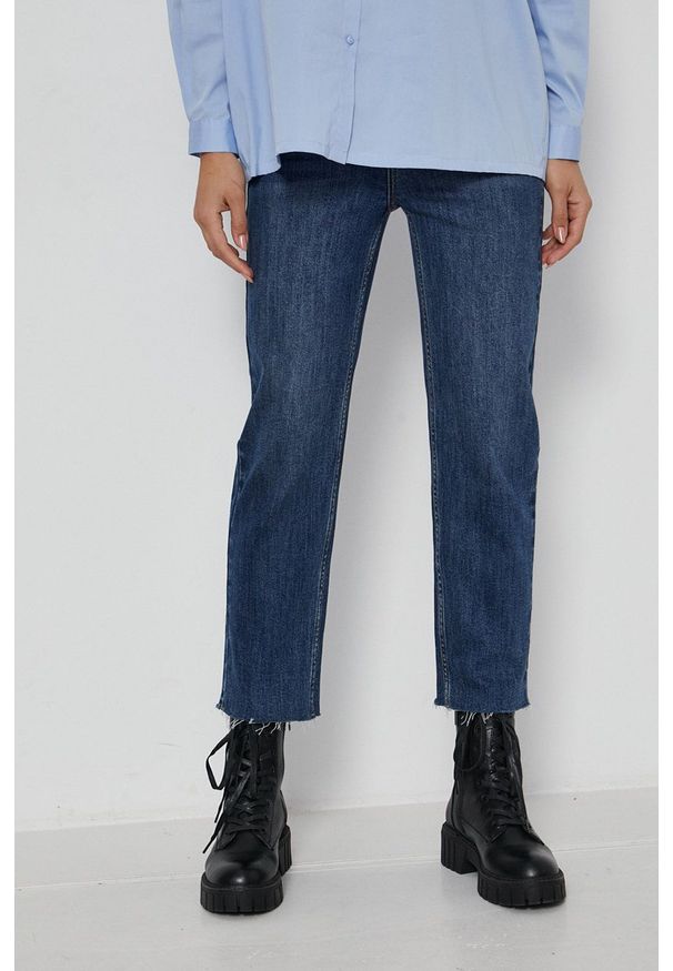 medicine - Medicine - Jeansy Denim. Okazja: na co dzień. Stan: podwyższony. Kolor: niebieski. Styl: casual
