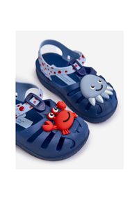 Sandałki Dziecięce Na Rzep 83486 Ipanema Summer Xiii Baby Niebieskie. Okazja: na spacer. Nosek buta: okrągły. Zapięcie: rzepy. Kolor: niebieski. Materiał: materiał #2