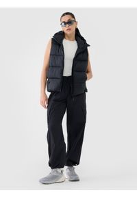 4f - 4F Spodnie casual oversize damskie - czarne XL. Kolor: czarny. Materiał: tkanina, syntetyk, materiał #1