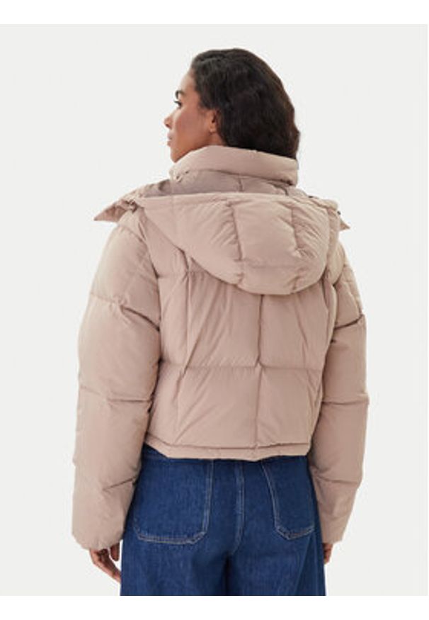 Tommy Jeans Kurtka puchowa Alaska DW0DW21624 Beżowy Regular Fit. Kolor: beżowy. Materiał: syntetyk