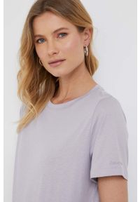 Calvin Klein t-shirt bawełniany kolor fioletowy. Kolor: fioletowy. Materiał: bawełna. Wzór: gładki. Styl: klasyczny #5