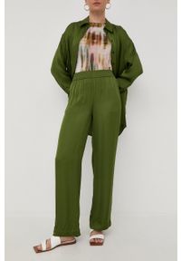 Birgitte Herskind spodnie damskie kolor zielony proste high waist. Okazja: na co dzień. Stan: podwyższony. Kolor: zielony. Materiał: guma, tkanina. Styl: casual