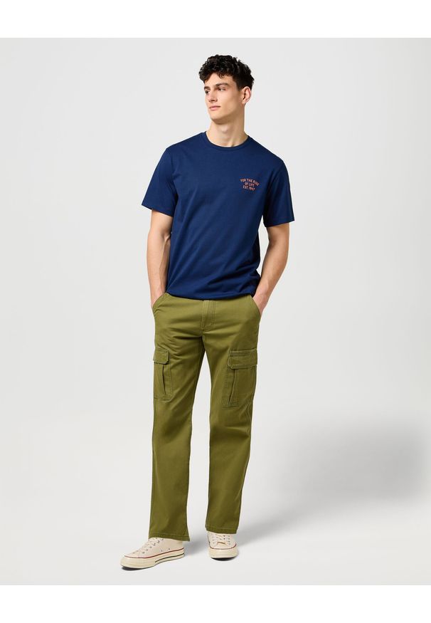 Wrangler - MESKIE SPODNIE WRANGLER REGULAR CARGO CAPULET OLIVE 112373197