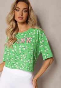 Renee - Zielony Oversize T-shirt Krótki z Bawełny Ozdobiony Napisem i Printem Dawene. Okazja: na co dzień. Kolor: zielony. Materiał: bawełna. Długość: krótkie. Wzór: aplikacja, napisy, nadruk. Styl: casual #4