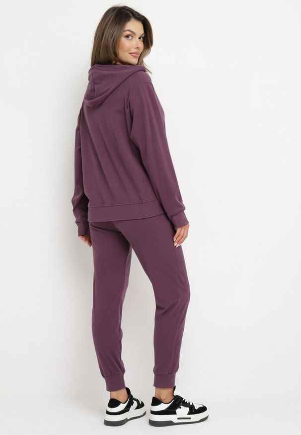 Born2be - Ciemnofioletowy 2-częściowy Komplet Dresowy z Bluzą i Spodniami Seraphelle. Kolor: fioletowy. Materiał: dresówka. Sport: turystyka piesza